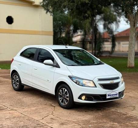 CHEVROLET ONIX 1.4 MPFI EFFECT 8V FLEX 4P MANUAL CHEVROLET ONIX 1.4 MPFI EFFECT 8V FLEX 4P MANUAL